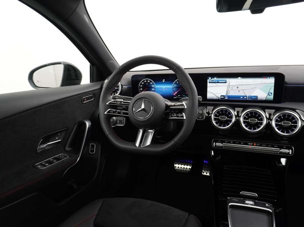 Mercedes-Benz A 180 100 kW image number 24