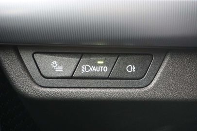 Car image 33