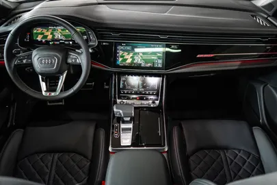 Car image 28