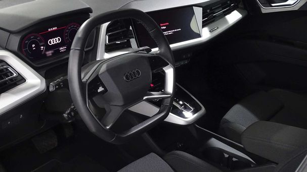 Audi Q4 40 e-tron S-line Sportback 150 kW image number 18