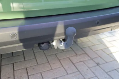 Car image 37