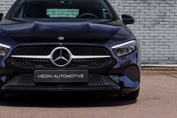 Mercedes-Benz A 180 100 kW image number 32