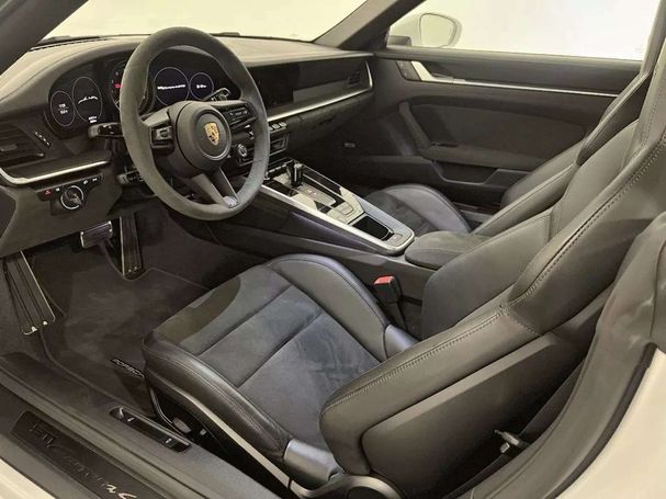 Porsche 992 Carrera 4 GTS Cabrio 354 kW image number 12