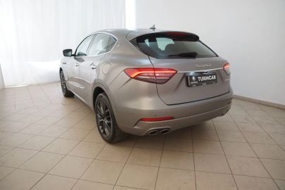 Car image 37