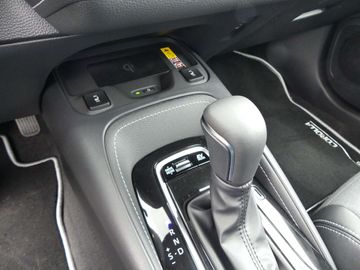 Car image 15