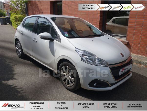 Peugeot 208 PureTech 82 61 kW image number 2