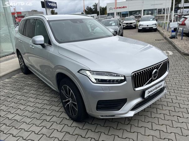 Volvo XC90 B5 AWD Momentum 173 kW image number 3