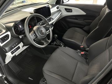 Car image 9