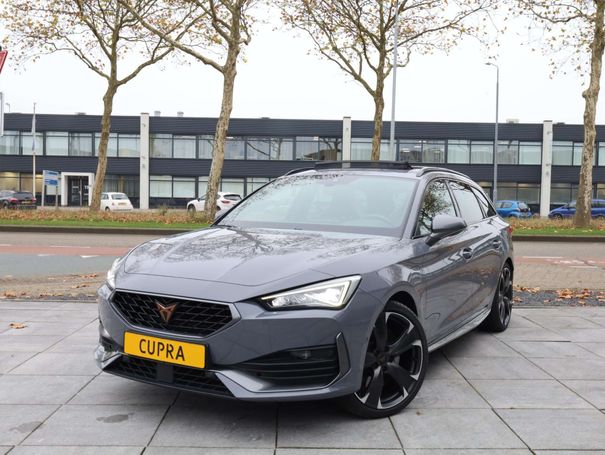 Cupra Leon ST e-Hybrid 180 kW image number 1