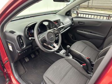 Car image 10