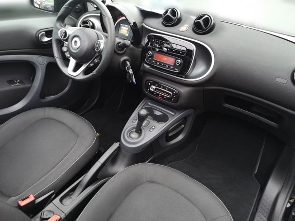 Smart ForTwo cabrio EQ 60 kW image number 9