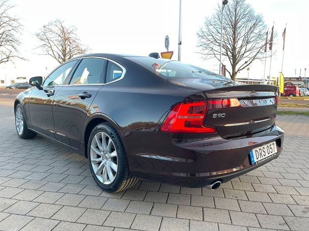 Volvo S90 D4 AWD Momentum 140 kW image number 7