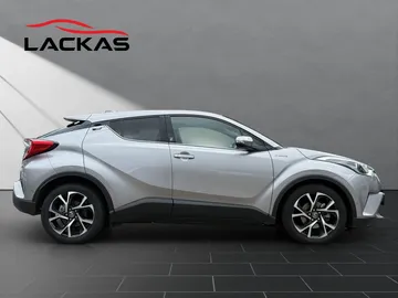 Car image 4