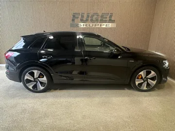 Car image 35