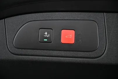 Car image 45