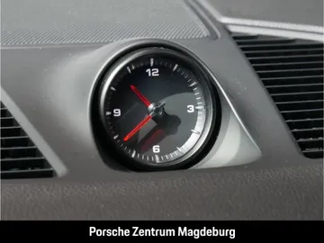 Car image 29
