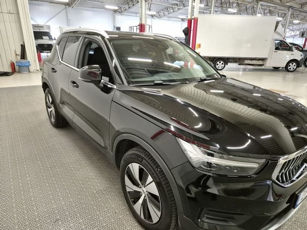 Volvo XC40 Hybrid T4 Inscription Momentum 155 kW image number 1