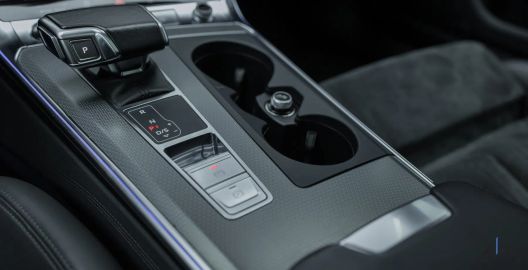 Car image 31