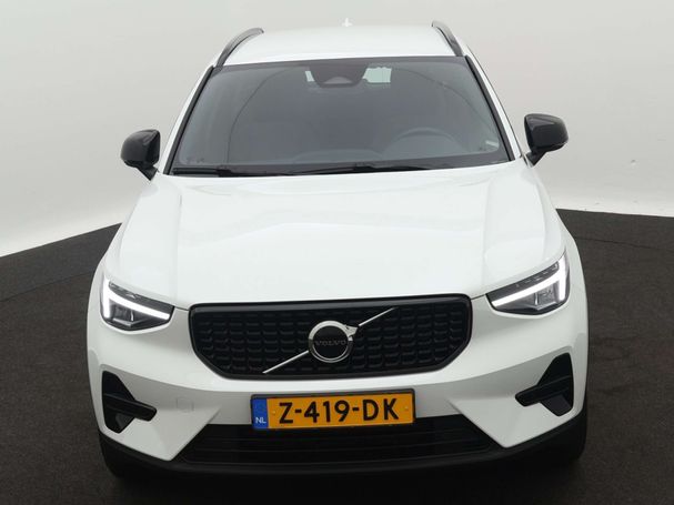 Volvo XC40 B4 Plus Dark 145 kW image number 9