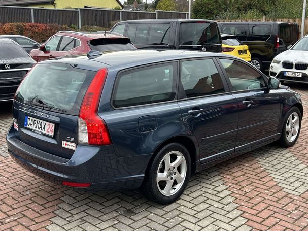 Volvo V50 D2 Momentum 84 kW image number 8