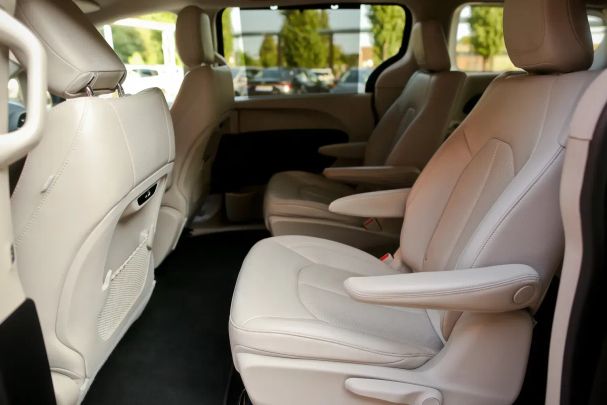 Chrysler Pacifica 214 kW image number 25