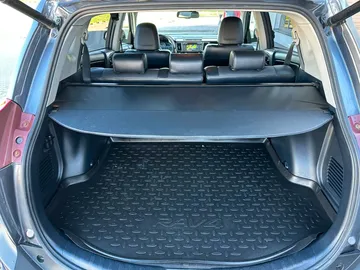 Car image 45