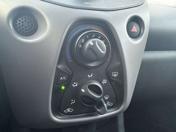 Peugeot 108 VTI Active 53 kW image number 7