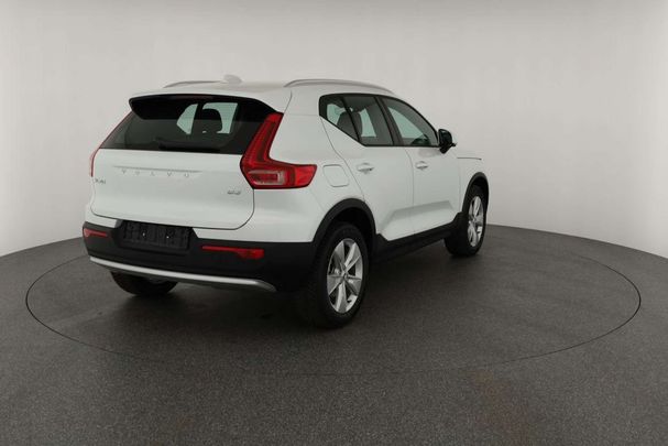 Volvo XC40 B3 Core 120 kW image number 15