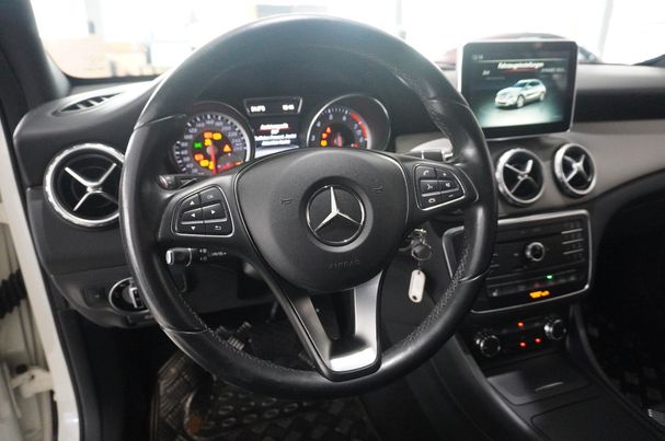 Mercedes-Benz GLA 180 7G-DCT Style 90 kW image number 11