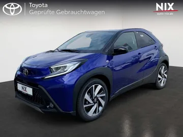 Car image 1