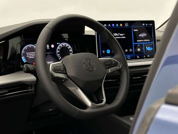 Car image 37