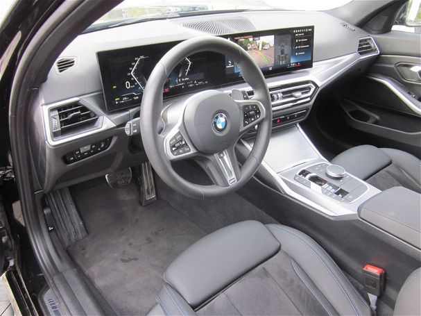 BMW 320d Touring M Sport 140 kW image number 9