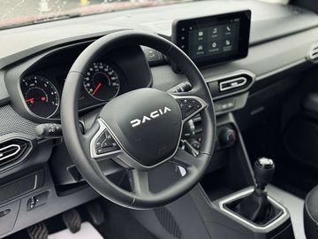 Car image 15