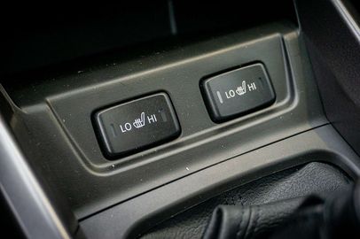 Car image 37