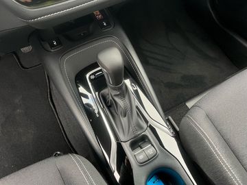 Car image 11