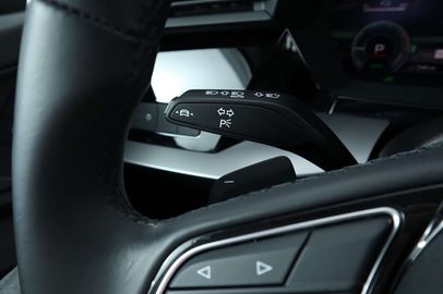 Car image 36