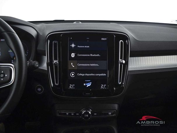 Volvo XC40 Recharge Plug-in Hybrid T4 155 kW image number 19