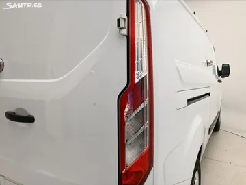 Car image 29