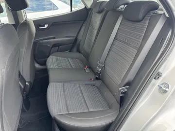 Car image 29