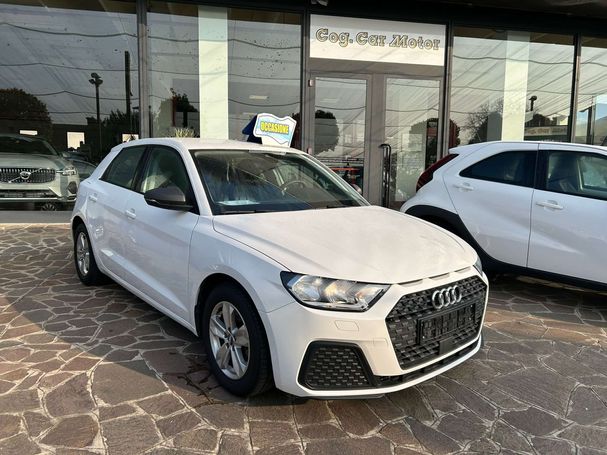 Audi A1 30 TFSI Sportback 85 kW image number 2