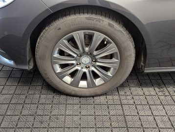 Car image 37