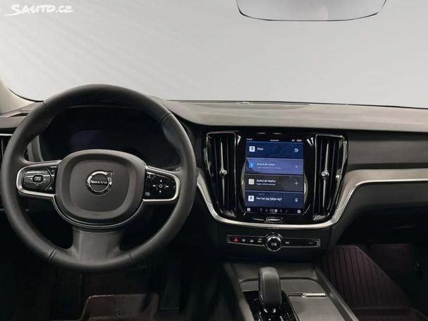 Volvo V60 Cross Country AWD B4 145 kW image number 8