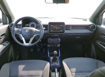 Car image 11