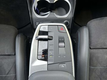 Car image 47