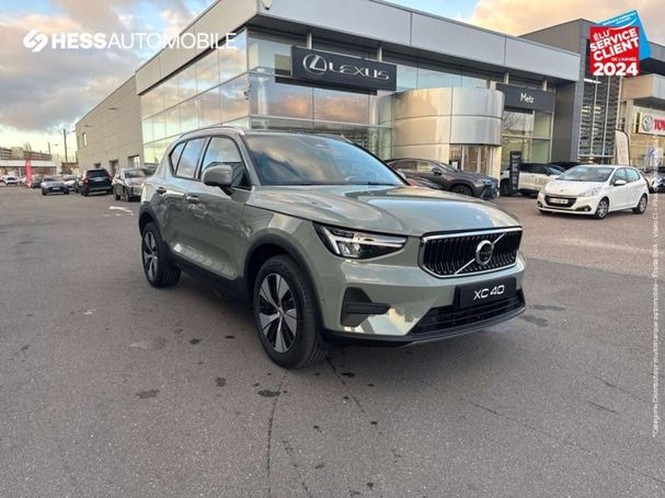 Volvo XC40 122 kW image number 2