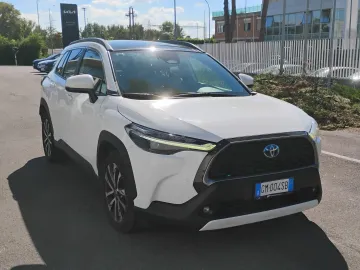 Car image 2
