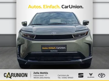 Car image 4