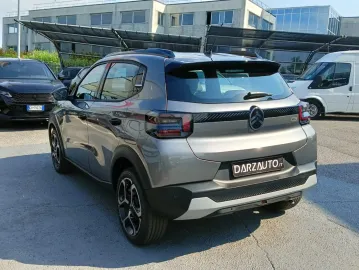 Car image 23