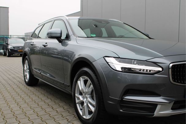 Volvo V90 Cross Country T5 AWD 188 kW image number 16