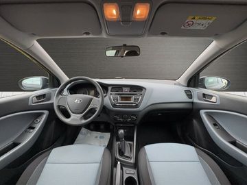 Car image 11